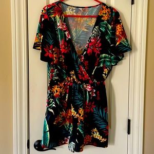 Adorable Hawaiian Floral Romper, XL